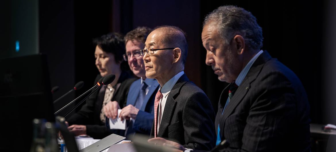 El Panel Intergubernamental sobre Cambio Climático se reúne en Interlaken, Suiza.