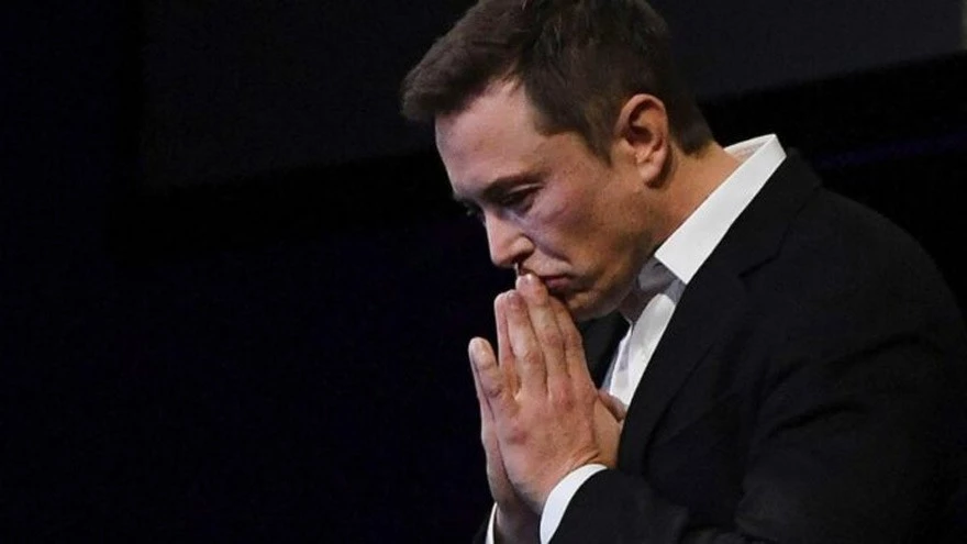 Otro papel de Elon Musk: Twitter ahora vale un tercio de lo que pagó