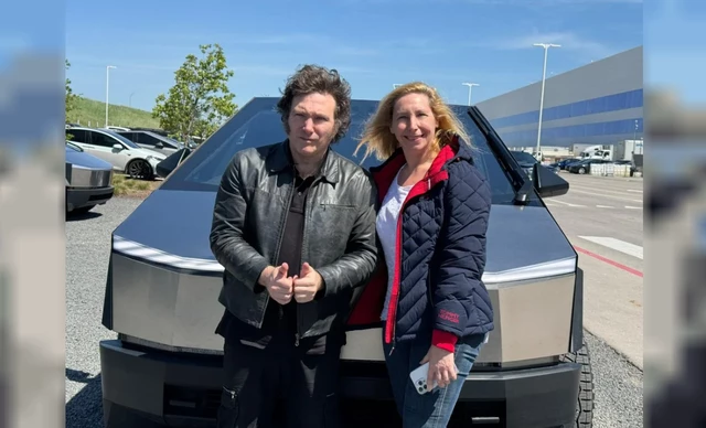 VÍDEO |  Tras reunirse con Elon Musk, Javier Milei condujo un Tesla con su hermana